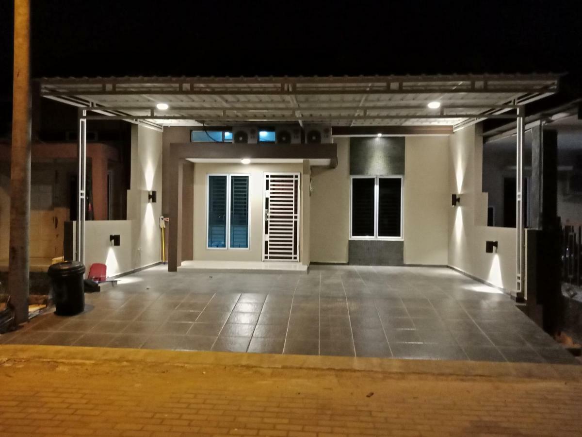 Sleeprest @ Golden Prima Hotell Batam Eksteriør bilde